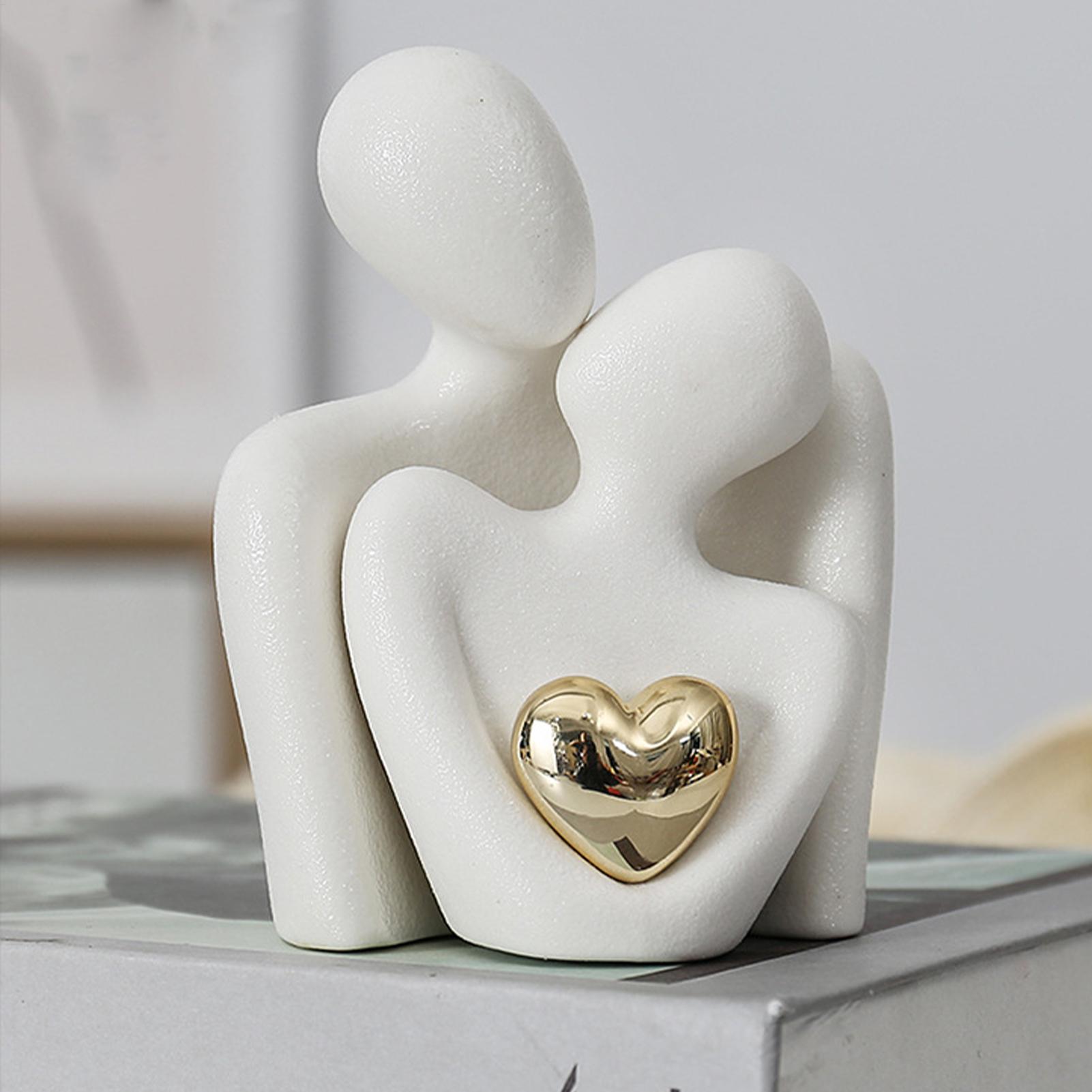 love Couple Hugging Figurine C - Resin Art Materials Wholesale 评论和价格