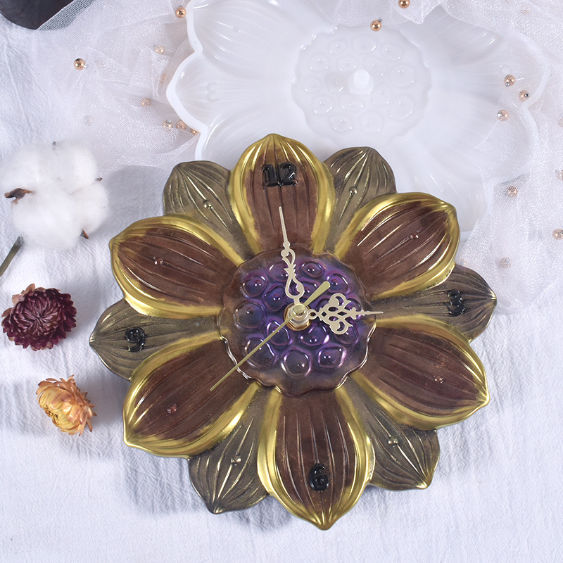 World Map Lotus Leaf Sakura Cl - Resin Art Wall Clock 评论和价格